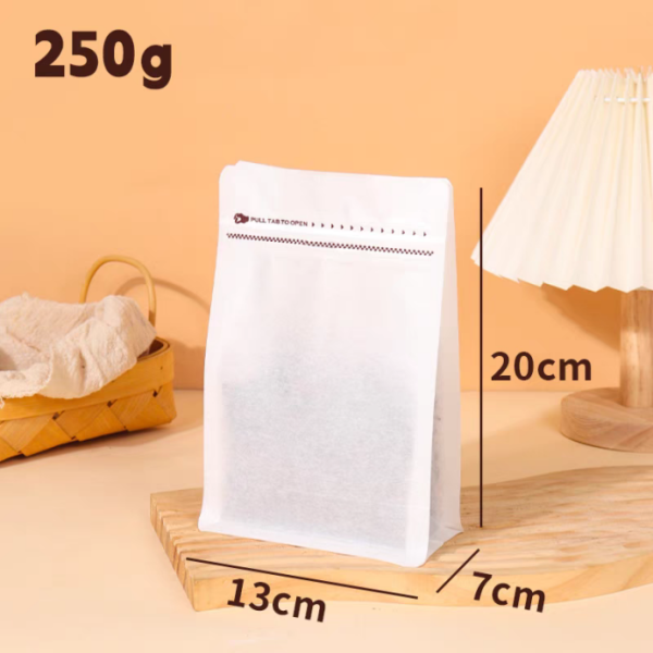 Convenient tear and pull-out self-sealing bag - Imagen 3