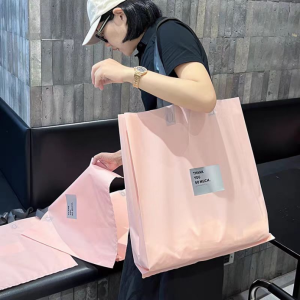 Large capacity shopping bags