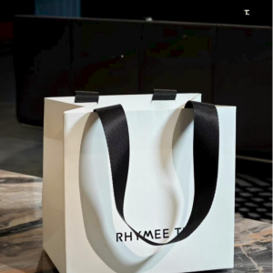 Minimalist style black and white custom-made tote bag