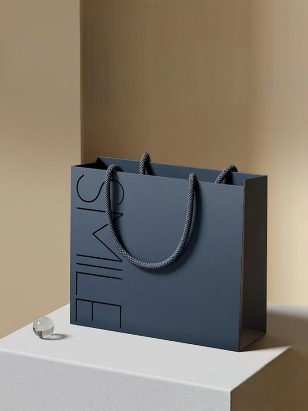 Brand gift packaging bag - Image 4