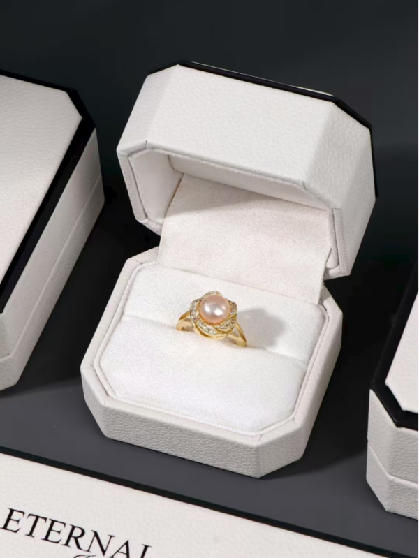 White leather ring box set - Image 3
